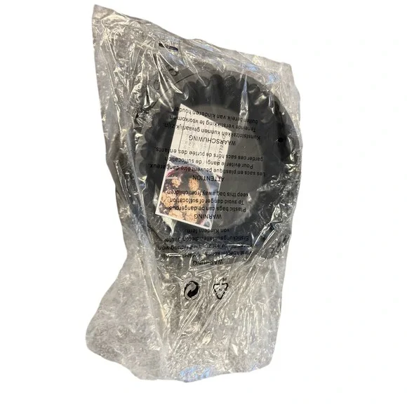 John Wayne Cast Iron 10.25 Inch Pie Pan Pre Seasoned Decorative Handles - Picture 3 of 5